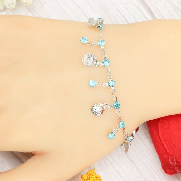 "Trendy Handmade Bracelet – A Thoughtful Gift for Girls & Women | UNVRC1293 - Picture 2 of 10